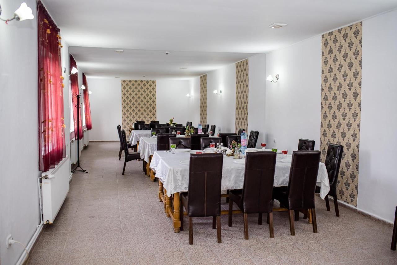 Hotel Marion Poiana Dumbraveni  المظهر الخارجي الصورة